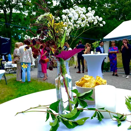 Bogesund Slottsvandrarhem B&B-2